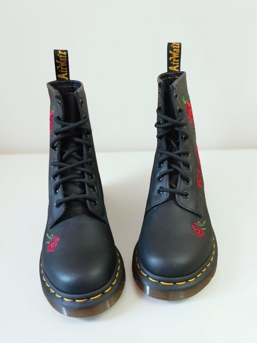 New Dr. Martens 1460 Vonda Black Leather Boots w/Rose Embroidery - Picture 5 of 11